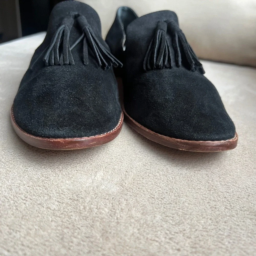 Matt Bernson‎ Women 9.5 Black Suede Tassel Loafers Pointed Toe Flats Preppy